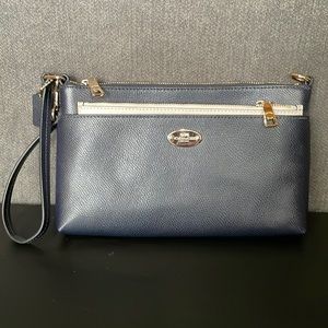 Navy/white Leather Coach Pop Up Pouch Wristlet